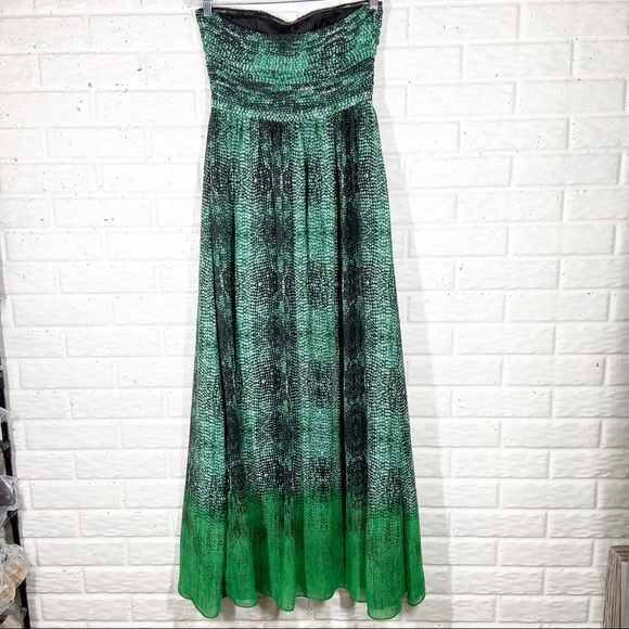 MOULINETTE SOEURS Green patterned Strapless Maxi Dress with Flutter Skirt - Picture 14 of 15